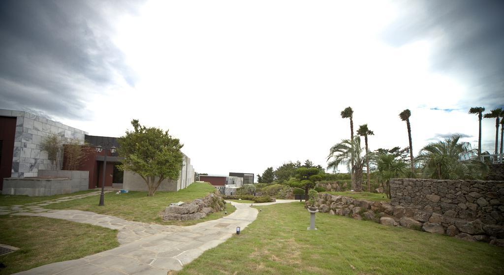 Stanford Hotel And Resort Jeju Extérieur photo
